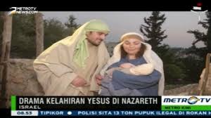 Gereja kelahiran yesus (nativity church) di betlehem dibangun oleh ratu helena dari byzantium di atas bekas gua yang dianggap sebagai lokasi maria melahirkan yesus. Peringati Natal Israel Tampilkan Drama Kelahiran Yesus Di Nazareth