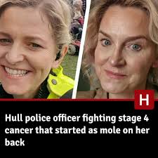 Sarah Carr wants to be there for her two daughters as much as possible ❤️