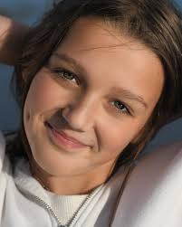 Rose! Seeing her enjoy the falling summer light makes me appreciate summer,  and hold on! Thank you, @rose.bw12 for showing up as you are with such  confidence. Good luck in Middle School.