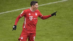 Fünf tore in zwei spieltagen, das gelang zuletzt nur gerd müller in der saison 1977/78. Robert Lewandowski Stellt Hinrunden Torrekord In Der Bundesliga Auf Kicker