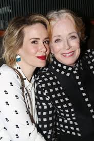 Sarah paulson once went to a makeout party thrown by carrie fisher, where the ratched star said she was rejected by matthew perry. Sarah Paulson S Tribute To Girlfriend Holland Taylor On 78th Birthday People Com