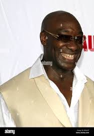 Rusty Clarke's Instagram, Twitter & Facebook