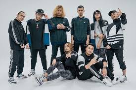 Chordify is your #1 platform for chords. Biodata 5 Fakta Kumpulan K Clique Yang Pasti Buat Anda Terkejut Iluminasi