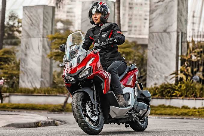Honda ADV 160 – Para pegar embalo - Roda Rio