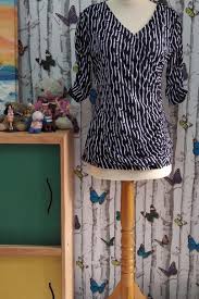 Produk ini tidak tersedia lagi (tidak dapat diorder). Baju Kaos Blouse Wanita Motif Garis Hitam Putih Tangan Panjang Grayson Fesyen Wanita Pakaian Wanita Atasan Di Carousell