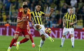 .galatasaray canlı skorlarını, ilk yarı ve maç sonucu bilgilerini, puan durumunu ve maç bilgilerini sunar. Fenerbahce Galatasaray Son 10 Mac Sonuclari Fb Gs Mac Istatistikleri
