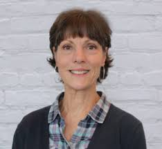 Sandra Miracle's Instagram, Twitter & Facebook