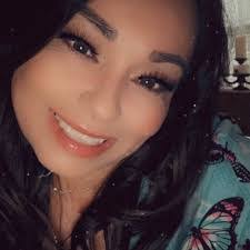 Rosemarie Martinez's Instagram, Twitter & Facebook