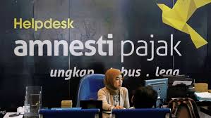 Amnesty is defined as a pardon extended by the government to a group or class of people, usually for a political offense; Ditjen Pajak Mulai Buka Layanan Amnesti Di Hari Minggu