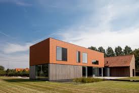 Bomen zorgen voor luchtzuivering, kunnen helpen bij wateroverlast, zorgen voor. Two Storey House In Rural Belgium Keller Minimal Windows Media Photos And Videos 15 Archello
