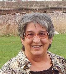 Lonnie Whipple's Instagram, Twitter & Facebook