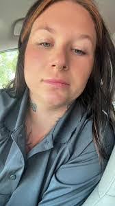 Lorrie Oldham's Instagram, Twitter & Facebook