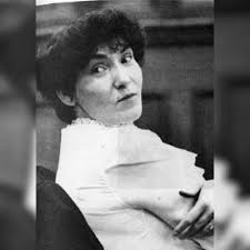 TERESA JR . . . . This week, Amanda and Mariel obsess over rodents who went  viral. Then Amanda tells us about another “black widow” killer, Judy  Buenoano. Then Mariel follows up