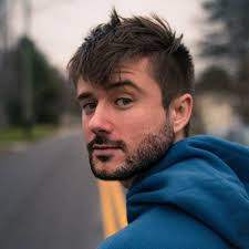 What Alec will look like if he continues his beard : r/AlecBenjamin