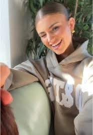 Jane Boland (@janeboland_)'s videos with the weekend