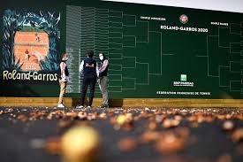 Roland garros, 2013 by david nash : New For This Pandemic French Open Fall Weather And Lights The New York Times
