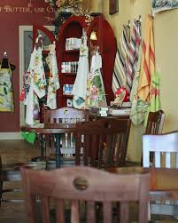 Places To Eat In Anchorage Alaska Alaska Cake Studio Mallorie Owens Alaska Cake Alaska Anchorage