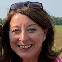 Sue Laskowski's Instagram, Twitter & Facebook