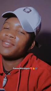 Ngiyazi Baningi Abangcono Kunam Kepha Ngikhethu Kuhlala Nawe