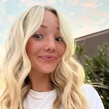 Ella Cork's Instagram, Twitter & Facebook