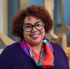 Cynthia Landrum's Instagram, Twitter & Facebook