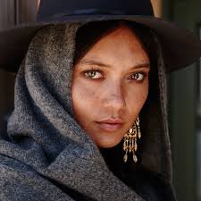 Alison Izzo (@Ali_Izzo)