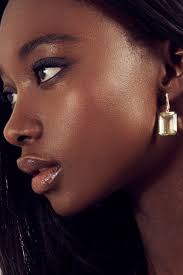 18k Green Gold Tagged "Moon Dust"