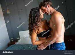 7,6 mil resultados de imágenes, fotos de stock e ilustraciones libres de  regalías para Man and woman having sex | Shutterstock