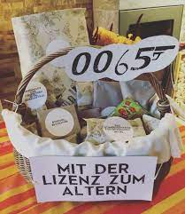 2015 10 24 18 04 59 1 Geschenkkorb Zum Geburtstag Geburtstag Geschenkkorbe Geschenke Zum Geburtstag