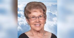 Annette Eiler's Instagram, Twitter & Facebook