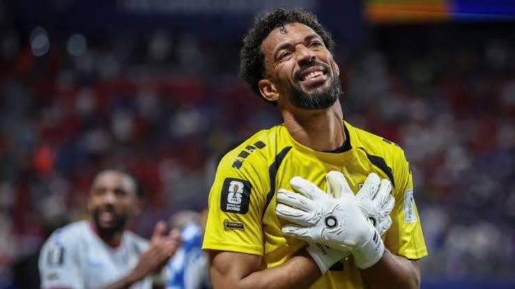 De 50 mil a 15 millones: la historia de Vozinha, el arquero de Cabo Verde  que se robó el Mundial - KCH FM