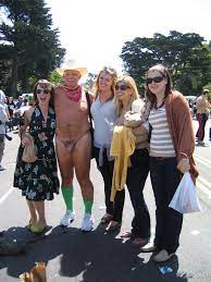 CFNM Fun - Naked in San Francisco | MOTHERLESS.COM ™
