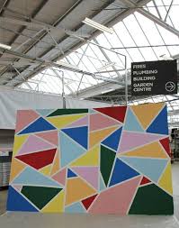 Wall Design With Geometric Shapes And Colorful Colors Wandgestaltung Wandmuster Und Geometrische Formen