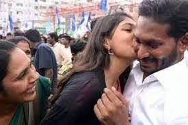 Pic talk: Yet another kiss for YS Jagan