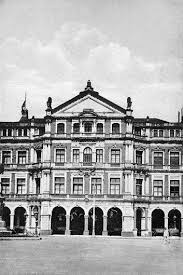 Ajay Goyal - 1900's Bombay - Dinodia ...