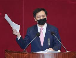 Рет қаралды 317 м.4 ай бұрын. ê³µìˆ˜ì²˜ í•©í—Œì— ê¹€ê¸°í˜„ í—Œë²•ìž¬íŒì†Œ ì¹˜ìš•ì˜ ë‚ ë¡œ ê¸°ì–µë  ê²ƒ