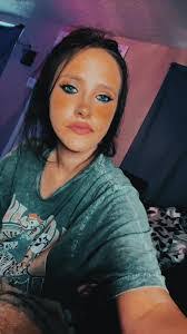 Brittney Twitchell's Instagram, Twitter & Facebook