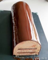 La Buche De Noel Facon Opera Buche De Noel Recette Dessert Noel Dessert Noel