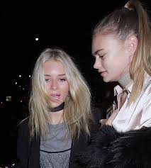 Lottie moss celebrated her 20th birthday with a belated bash at london's tape nightclub on saturday evening, where the beauty was joined by a string of pals, including emily blackwell. Kate Moss Half Sister Lottie Appears Worse For Wear As She Attempts To Climb Into Cab After Night On The Town Daily Mail Online