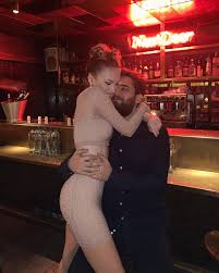 Tatilden bikinili bir fotoğrafını instagram'da paylaşan duygu özaslan'a gelen akılalmaz yorumlar. Raziye Akca Adli Kullanicinin Duygu Ozaslan Panosundaki Pin Stil Instagram Duygular
