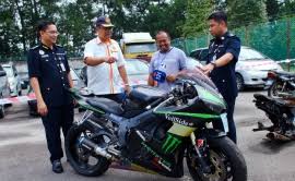 Tarikh akhir jualan dokumen lelong yang hanya boleh dibeli secara tunai adalah sehingga jam 4 petang, 13 ogos. Jpj Akan Lelong 47 Kenderaan