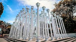 Tempat wisata di indonesia memang tak kalah menarik dari wisata luar negri, dan semoga untuk ke depannya pariwisata negri kita bisa lebih. Heboh Tempat Wisata Baru Di Bandung Dituduh Menjiplak Luar Negeri