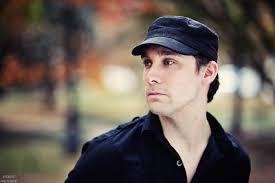 Who I Am — I Am Chris Hendricks