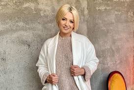 Dorota szelągowska nie urodziła się w polsce. Dorota Szelagowska Ozdobila Choinke Nowy Trend Na Swieta Obcas Pl