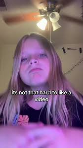 Michaela Carroll (@michaela_grwm125)