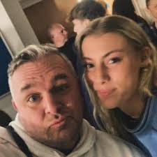 Dee Carmichael's Instagram, Twitter & Facebook