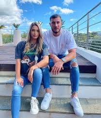 Plus en forme que jamais, c'est à dubaï que. 18 Idees De Les Marseillais Les Marseillais Tele Realite Couples De Tele