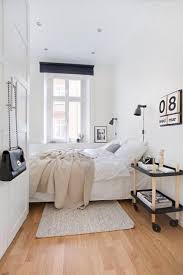 Find and save ideas about small bedrooms on pinterest. 22 Small Bedroom Designs Home Staging Tips To Maximize Small Spaces Small Room Design Small Bedroom Cozy Small Bedrooms