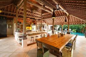 Another View Of Our Kitchen And Dining Area Buitenkeukens House Restaurant Ontwerp