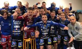 Världsmästerskapet i fotboll för herrar 2014 (portugisiska copa do mundo fifa, engelska fifa world cup) spelades i brasilien mellan 12 juni och 13 juli 2014. Division 1 Lukas Och Oscar Visade Vagen Till Tre Poang Karlstad Fotboll
